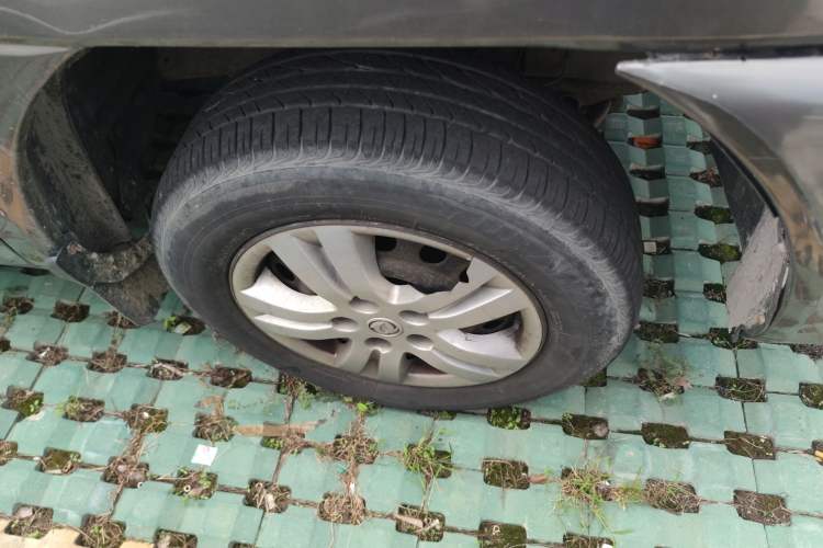 Used FORTHING Lingzhi 2015 V3 1.5L 7-Seater Comfort Model
