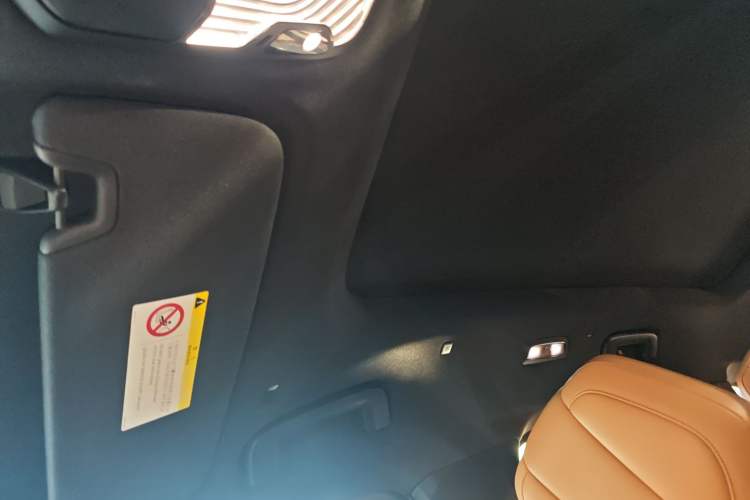 Used Lynk & Co 09 EM-P 2021 2.0T PHEV Halo Six-Seater
