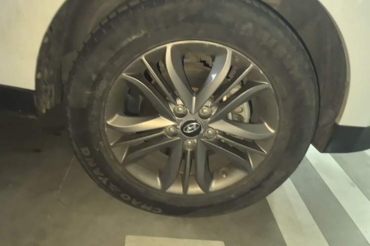 Used Hyundai ix35 2015 2.0L Automatic 2WD Smart Version China V Standard