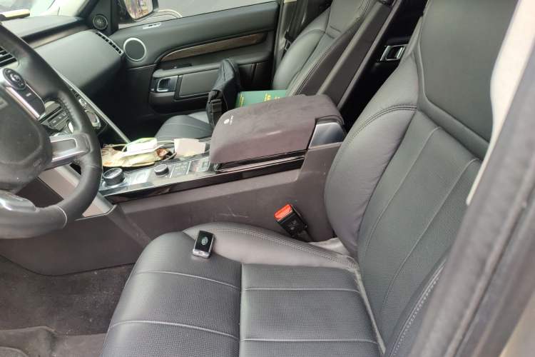 Used Land Rover Discovery 2018 3.0 SC V6 SE