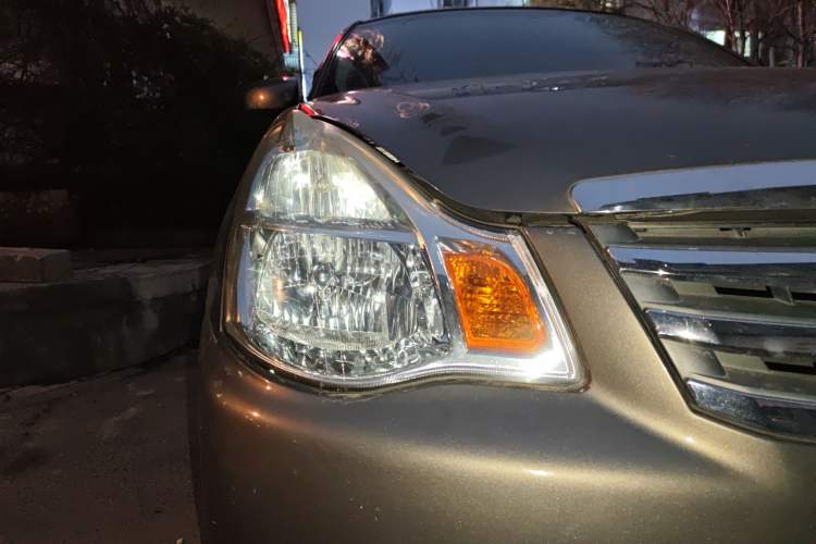 Used Nissan Sylphy 2009 2.0XL CVT Tech Edition Right Front Headlight