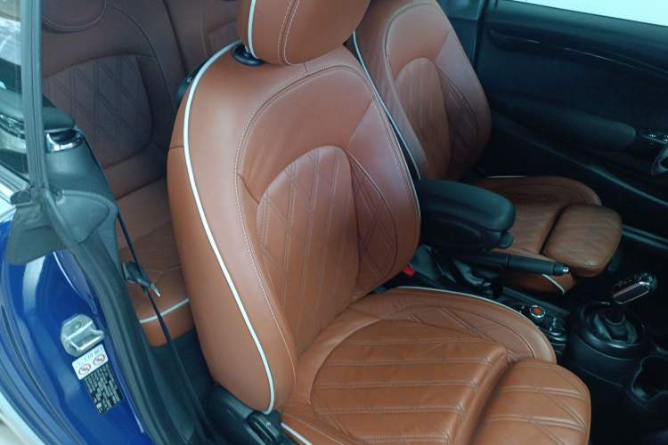 Used MINI MINI 2018 1.5T COOPER CABRIO Artist