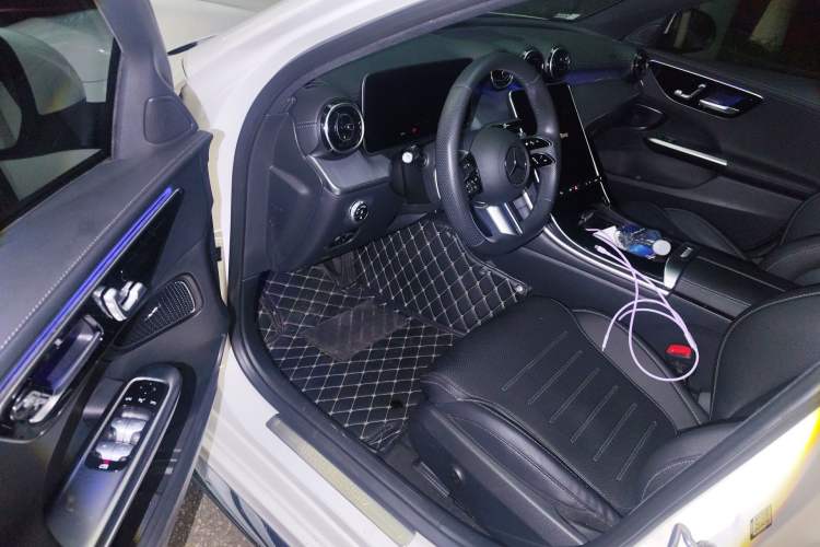 Used Mercedes-Benz C-Class 2023 Revised C 200 L Sport Edition Driver Seat