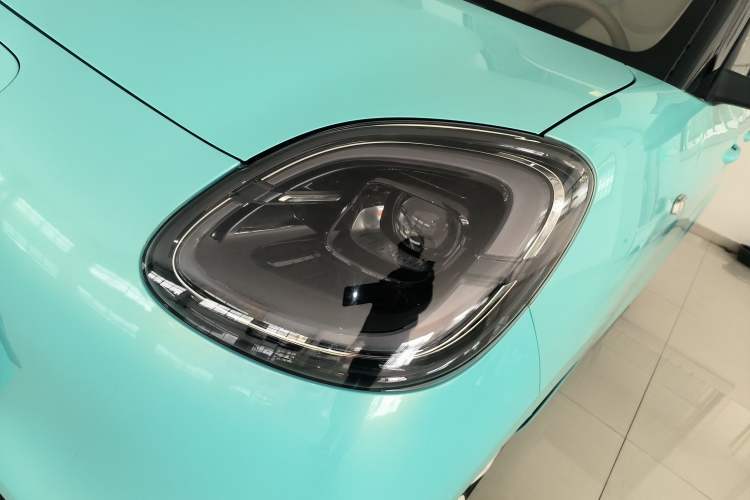 Used Wuling Hongguang MINIEV 2024 3rd Generation 215km Advanced Version Left Front Headlight