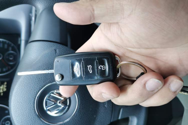 Used Volkswagen Touran 2015 1.4T DSG Comfort Edition 5 Seats Interior 1