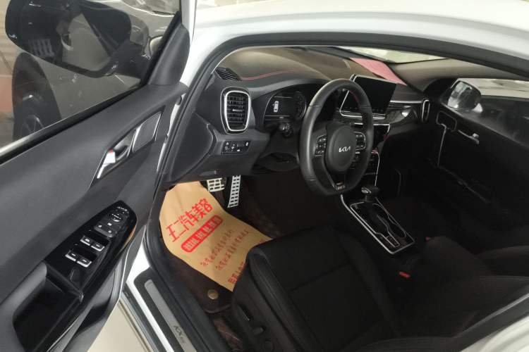 Used Kia KX5 2021 1.6T Automatic Two-Wheel Drive Luxury Edition
