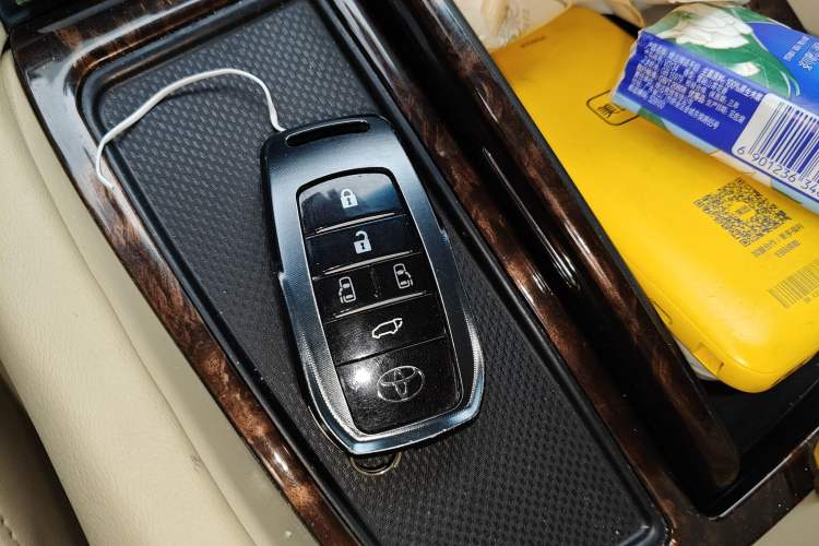 Used Toyota Alphard 2021 Dual-Engine 2.5L Luxury Edition