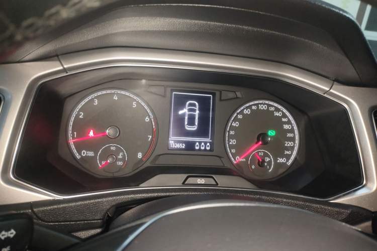 Used Volkswagen T-ROC 2021 280TSI DSG Two-Wheel Drive Elite Connect Edition
