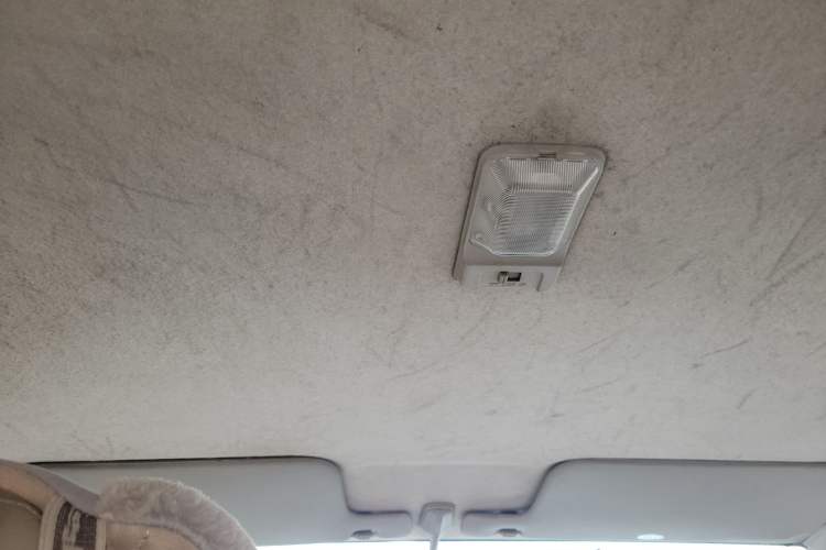 Used JMC Baodian 2013 2.8T Two-Wheel-Drive Diesel Comfort Value Edition
