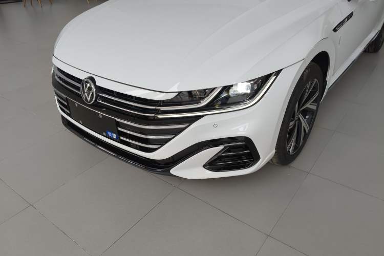 Used Volkswagen FAW-Volkswagen CC 2026 Model, 30 Million Units—Selected, 330TSI, Glamorous Left Front Headlight