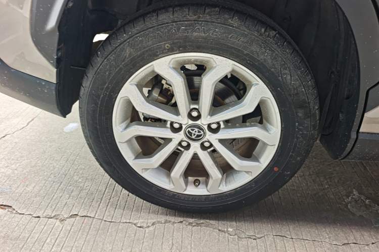 Used Toyota FRONTLANDER 2023 2.0L CVT Elite Edition