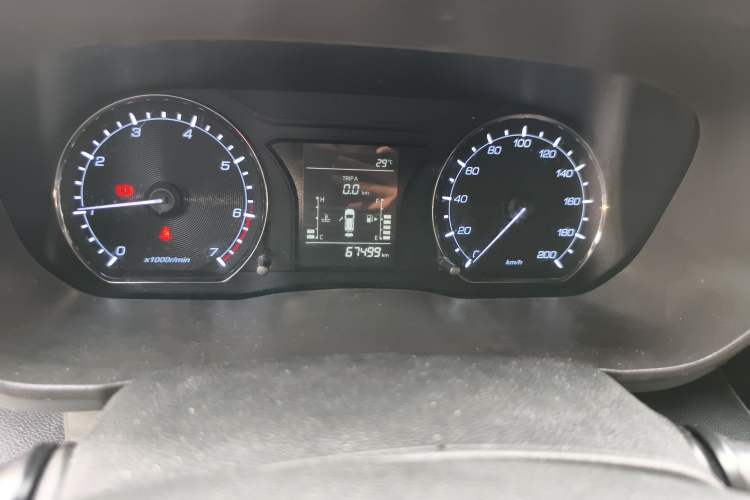 Used CHANGAN OSHAN X70A 2020 1.5L Manual Comfort Version Odometer Close Up