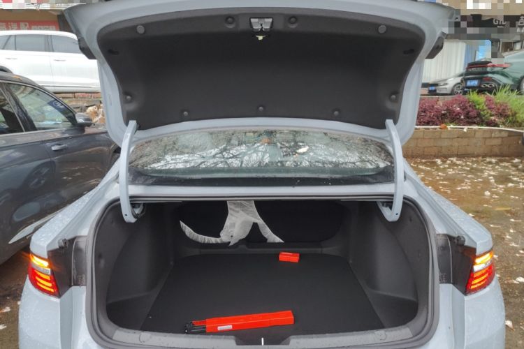 Used Geely Auto Preface 2025 Dongfang Yao 1.5TD Fuyao Edition
