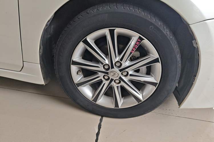 Used Lexus CT 2013 CT200h Elite Edition Right Front Wheel Hub
