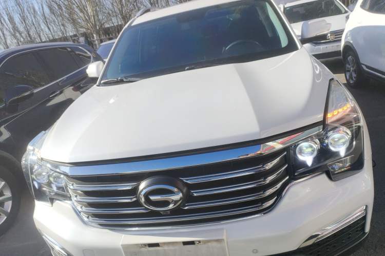 Used GAC Trumpchi GS8 2017 320T Two-Wheel Drive Luxury Smart Connectivity Version (7 Seats)
