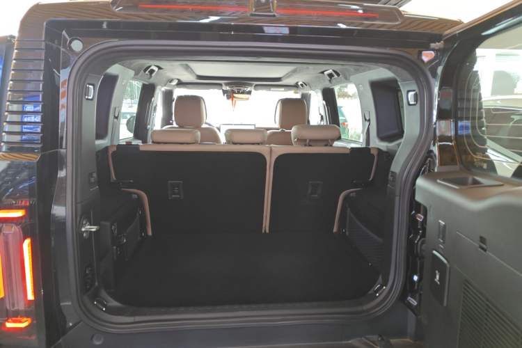 Used JETOUR Traveler 2023 2.0T All-Wheel Drive CrossPRO+