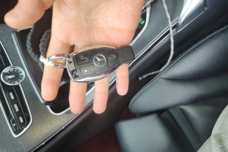 Used Mercedes-Benz C-Class 2016 C 200 L Sport Edition Vehicle Key