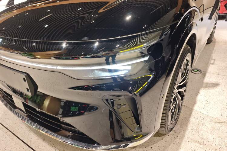 Used Zeekr 7X 2026 75kWh Rear-Drive MAX Edition Left Front Headlight