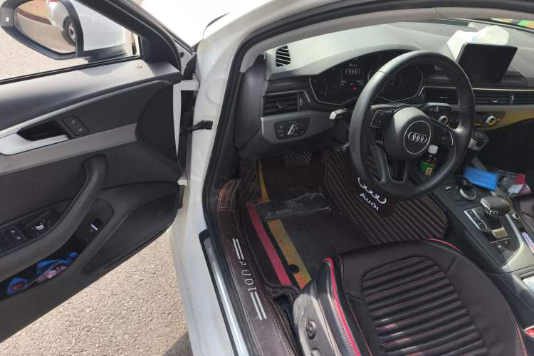 Used Audi A4L 2019 40 TFSI Ambition China VI