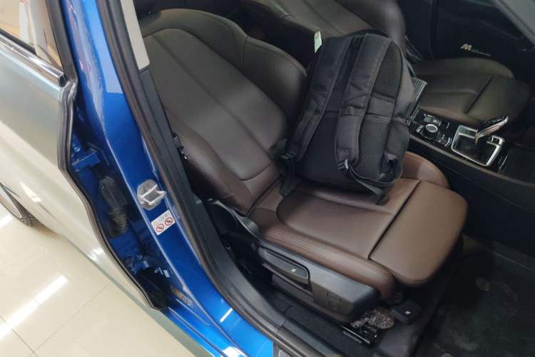 Used BMW 1 Series 2020 125i Leading Model M Sport Package
