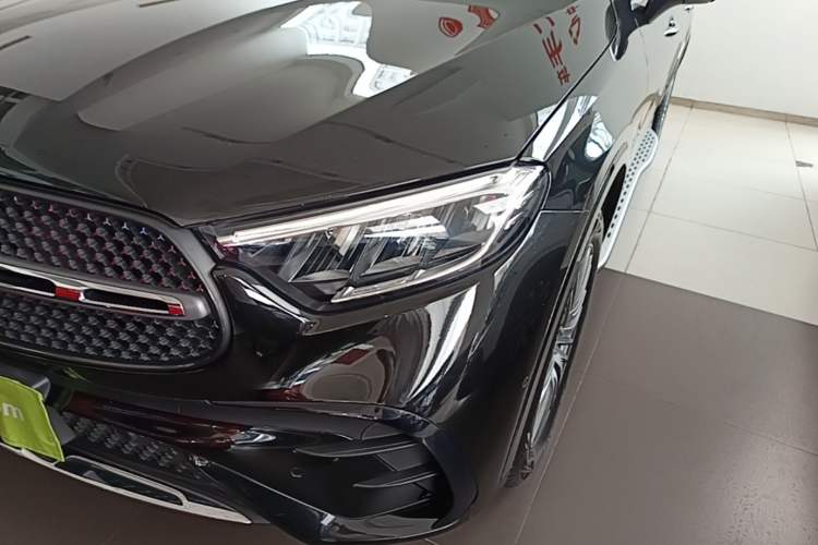 Used Mercedes-Benz GLC 2023 Refreshed GLC 300 L 4MATIC Dynamic Edition 5 Seats
