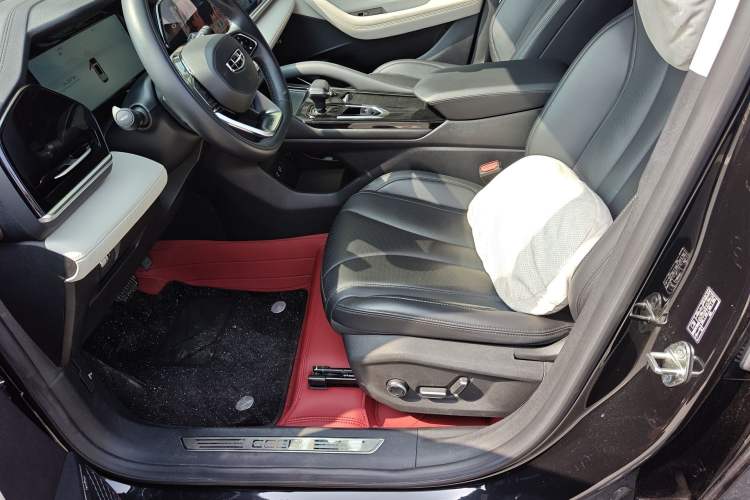 Used Geely Auto Monjaro L 2023 2.0TD High-Power Automatic Two-Wheel Drive Flagship Version
