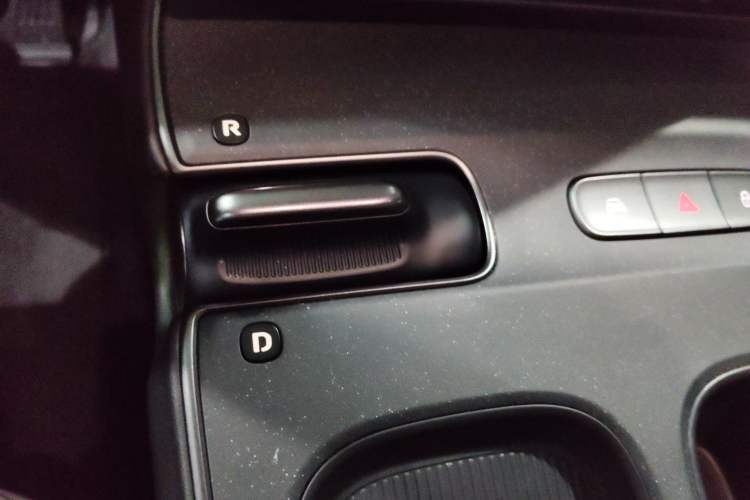 Used Nio ET5 2022 75 kWh Gear Lever