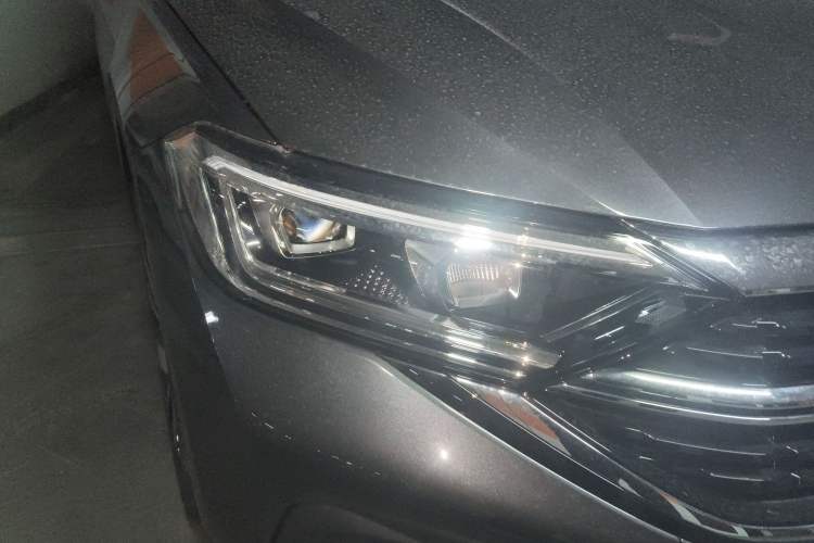 Used Volkswagen Sagitar 2026 Model 30 Million Units Selected 300TSI DSG Surpassing Edition
