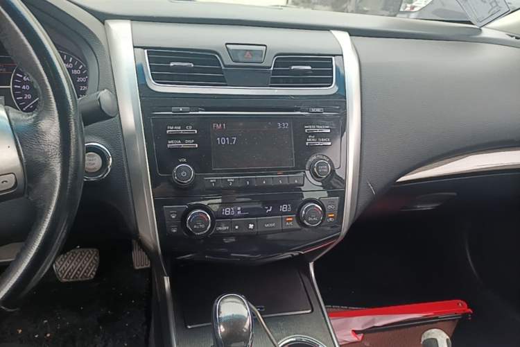 Used Nissan Teana 2015 2.0L XL-Sporty UEFA Champions League Edition