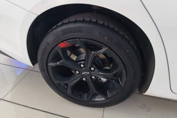Used Chevrolet Malibu XL 2022 Redline 550T Automatic Sport Edition Right Rear Wheel Hub