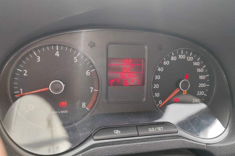 Used Volkswagen Polo 2011 1.4L Manual ZhiLe Edition