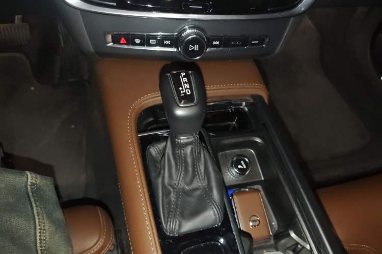 Used Volvo S90 2020 T5 Zhiya Luxury Edition
