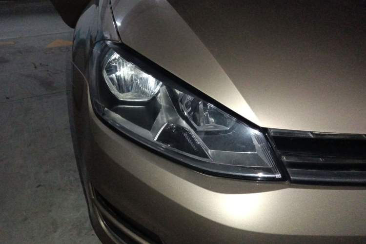 Used Volkswagen Golf 2016 230TSI Automatic Luxury Version
