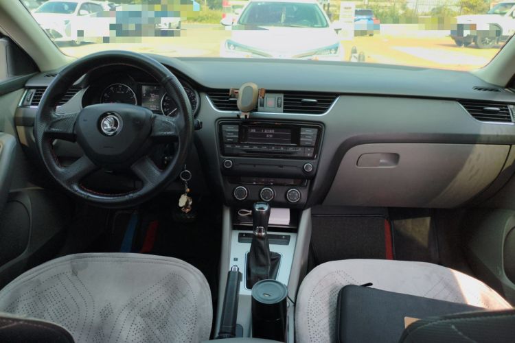 Used Skoda Octavia 2015 1.6L Automatic Yijie Edition