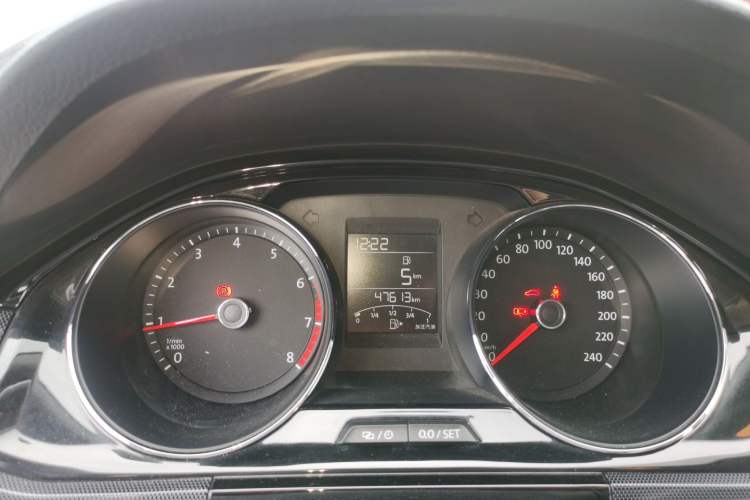 Used Volkswagen C-TREK 2017 1.6L Manual Luxury Model
