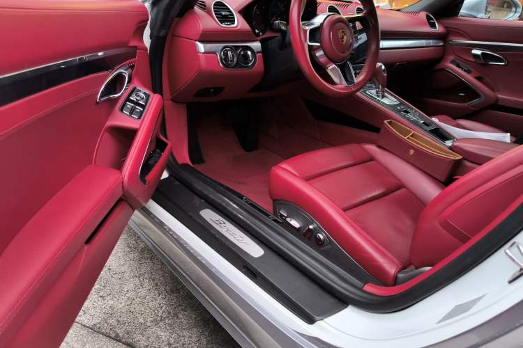 Used Porsche 718 2018 Boxster 2.0T