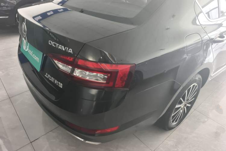 Used Skoda Octavia 2018 TSI230 DSG Luxury Edition