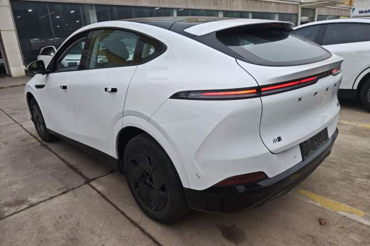 Used XPeng G6 2025 625 Long-Range Max Flagship Edition Exterior 2