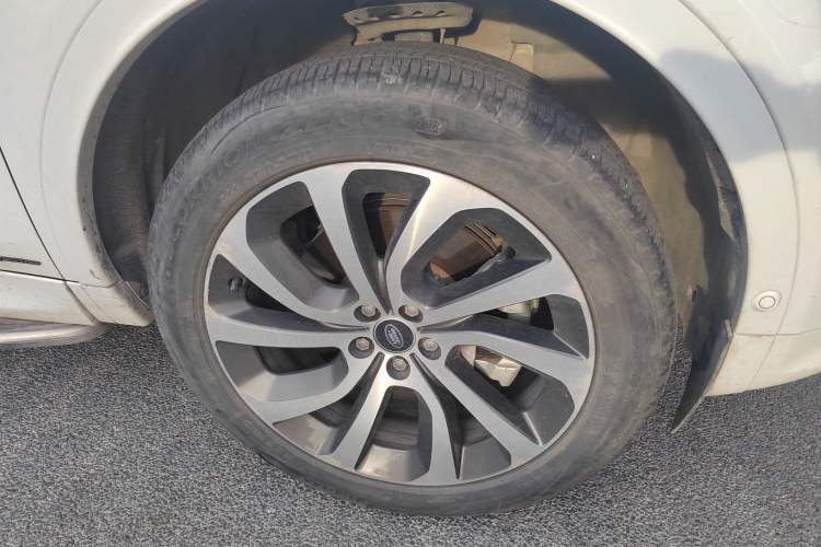 Used Land Rover Discovery Sport 2021 249 PS R-Dynamic SE Performance Tech Edition 7 Seats Exterior 1