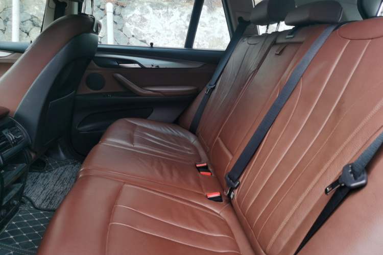 Used BMW X5 2015 xDrive35i U.S. specification
