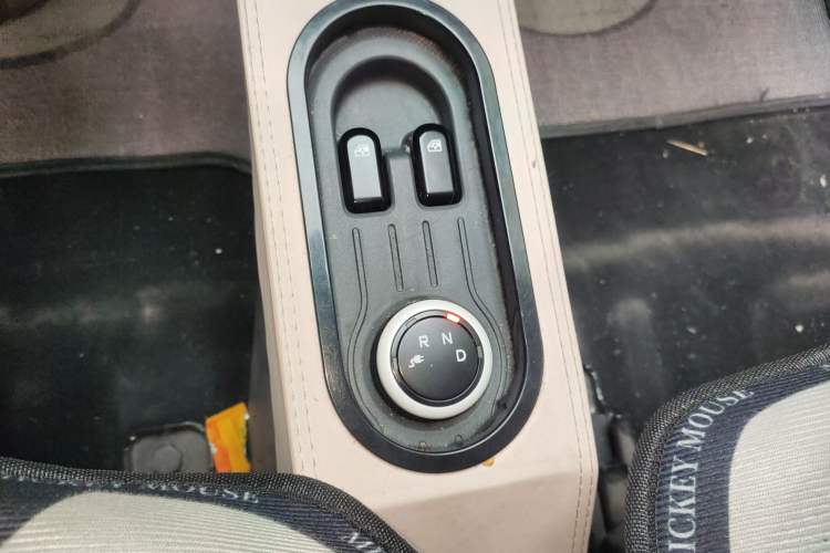 Used Wuling Hongguang MINIEV 2022 Macaron Premium Model – Lithium Iron Phosphate