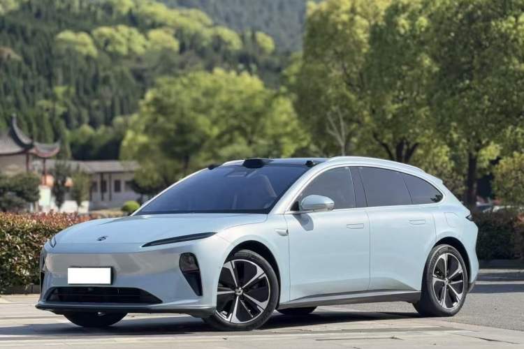 Used Nio ET5T 2023 75 kWh Touring