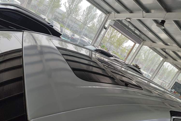 Used Buick GL8 2021 ES Land Cruiser 653T Luxury Edition Roof