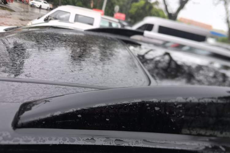 Used Haval H6 2016 Upgraded Model 1.5T Manual Two-Wheel Drive Elite Version Roof