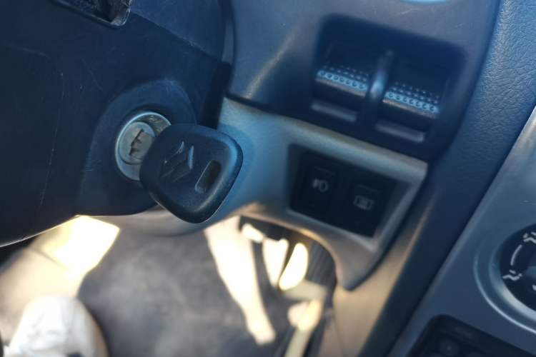 Used Suzuki Lingyang 2012 1.3L Standard Version