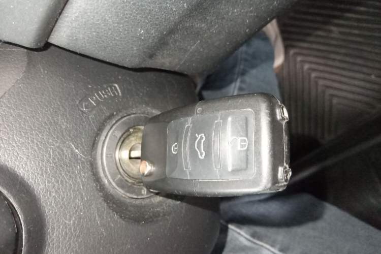 Used Honda Civic 2012 1.8L automatic luxury edition Vehicle Key