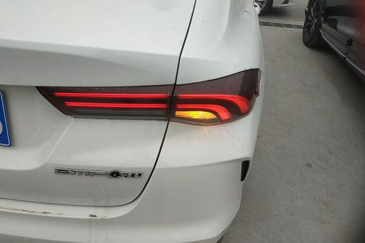 Used GAC Trumpchi EMPOW 2021 270T DCT J16 Version Exterior 3