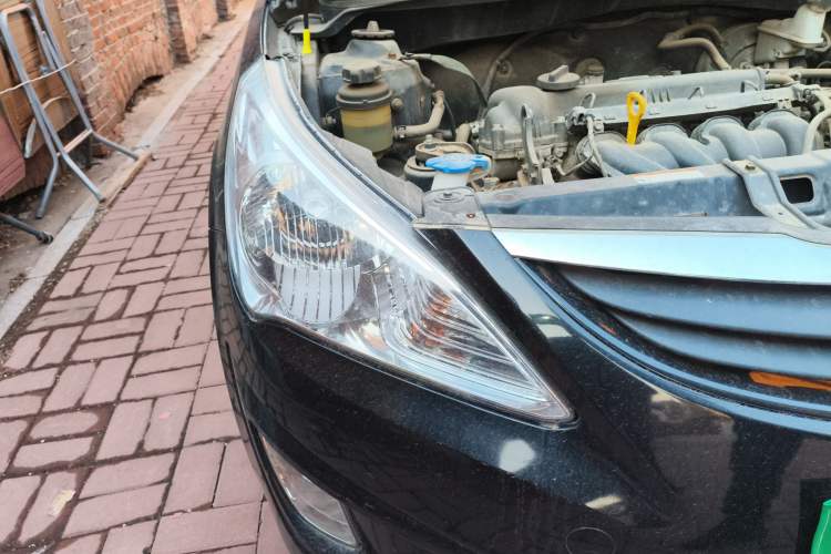 Used Hyundai Verna (older generation) 2010 Sedan 1.4L Manual Standard GL Model