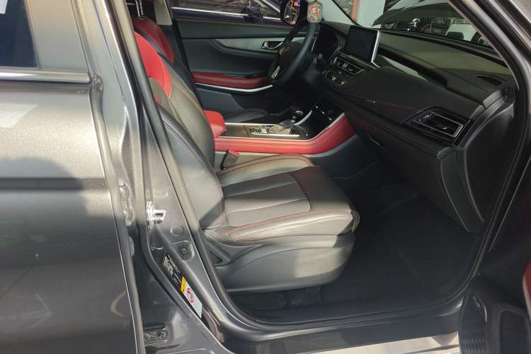 Used CHANGAN CS75 2022 Blue Whale Edition 1.5T DCT Luxury Model Right Front Seat