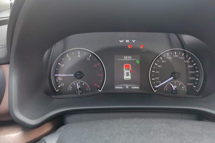 Used Wey VV5 2021 1.5T Two-Wheel Drive Color Pioneer